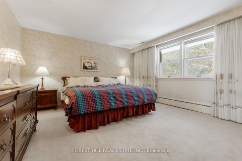 Photo 14 at 5 Bachelor Place, Windfields, Toronto