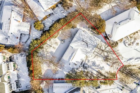 Photo 25 at 5 Bachelor Place, Windfields, Toronto