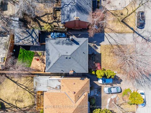 Photo 30 at 93 Ridge Hill Drive, Forest Hill North, Toronto