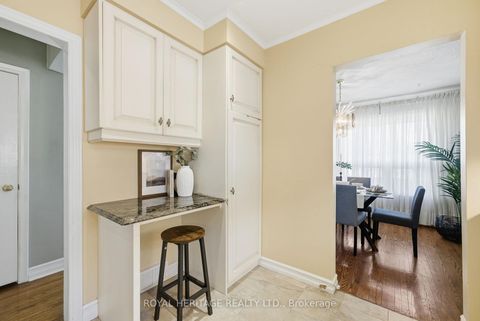 Photo 14 at 33 Willowhurst Crescent, Maryvale, Toronto