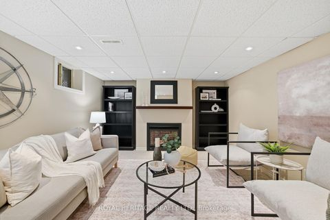 Photo 25 at 33 Willowhurst Crescent, Maryvale, Toronto
