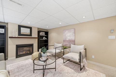 Photo 27 at 33 Willowhurst Crescent, Maryvale, Toronto