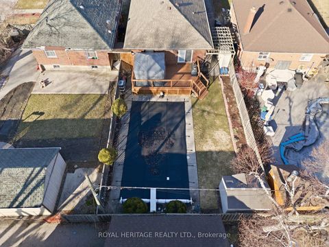 Photo 37 at 33 Willowhurst Crescent, Maryvale, Toronto
