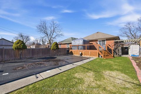 Photo 43 at 33 Willowhurst Crescent, Maryvale, Toronto