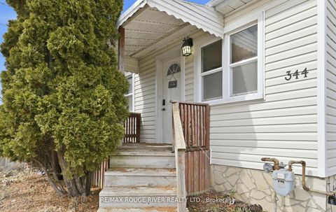 Photo 2 at 344 Elmgrove Avenue, Vanier, Oshawa