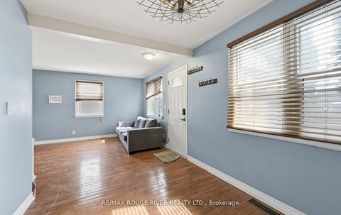 Photo 11 at 344 Elmgrove Avenue, Vanier, Oshawa