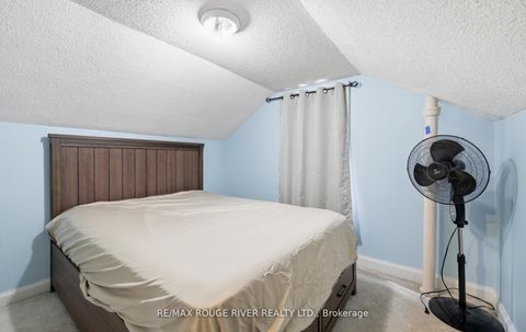 Photo 14 at 344 Elmgrove Avenue, Vanier, Oshawa