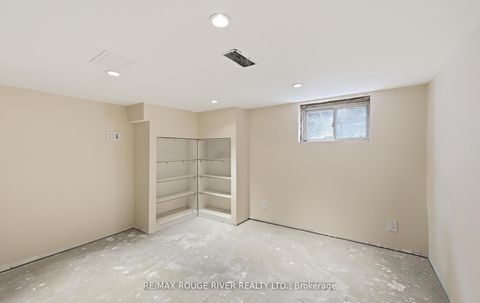 Photo 22 at 344 Elmgrove Avenue, Vanier, Oshawa