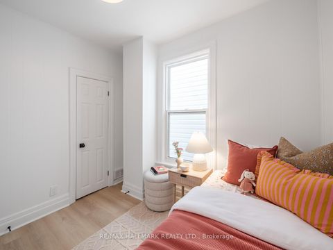 Photo 29 at 3 Woodville Avenue, Broadview North, Toronto