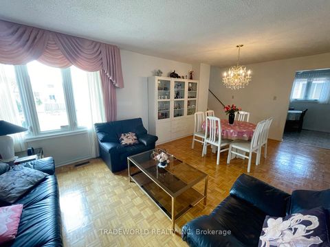 Photo 2 at 119 Pennyhill Drive, Malvern, Toronto