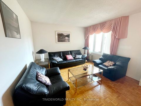 Photo 4 at 119 Pennyhill Drive, Malvern, Toronto