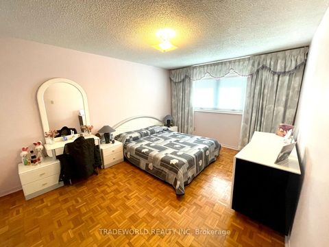 Photo 9 at 119 Pennyhill Drive, Malvern, Toronto