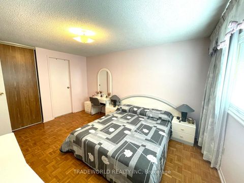 Photo 10 at 119 Pennyhill Drive, Malvern, Toronto