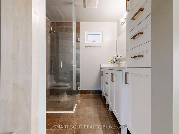 Photo 18 at 48 Patina Drive, Hillcrest Village, Toronto