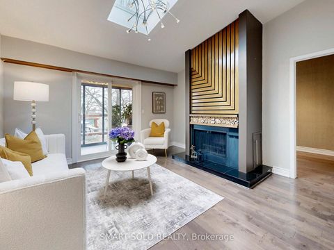 Photo 10 at 48 Patina Drive, Hillcrest Village, Toronto