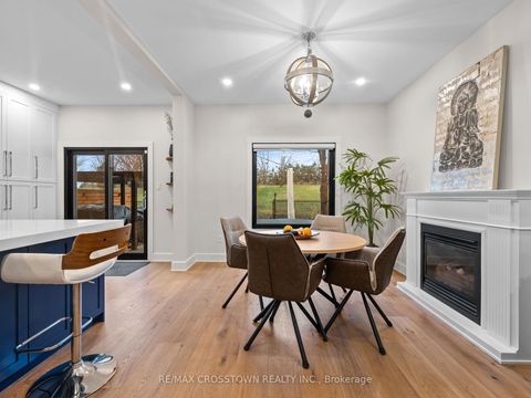 Photo 7 at 109 Golden Gate Circle, Sonoma Heights, Vaughan