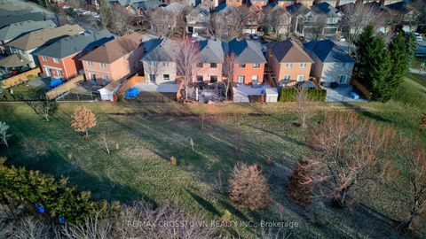 Photo 24 at 109 Golden Gate Circle, Sonoma Heights, Vaughan