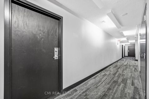 Photo 2 at 725 - 38 Joe Shuster Way, South Parkdale, Toronto