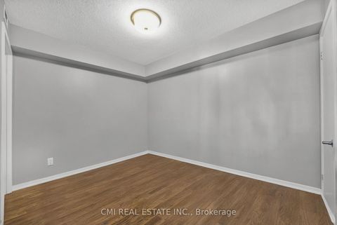 Photo 16 at 725 - 38 Joe Shuster Way, South Parkdale, Toronto