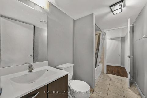 Photo 20 at 725 - 38 Joe Shuster Way, South Parkdale, Toronto