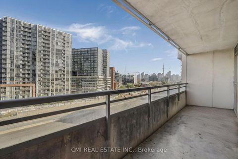 Photo 24 at 725 - 38 Joe Shuster Way, South Parkdale, Toronto