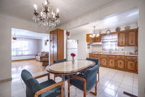 Photo 10 at 6 Dalrymple Drive, Smythe, Toronto