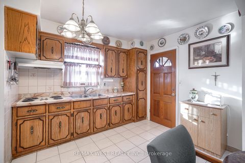 Photo 13 at 6 Dalrymple Drive, Smythe, Toronto