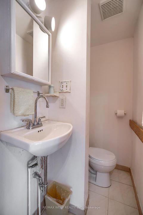 Photo 16 at 6 Dalrymple Drive, Smythe, Toronto