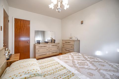 Photo 22 at 6 Dalrymple Drive, Smythe, Toronto