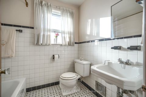 Photo 25 at 6 Dalrymple Drive, Smythe, Toronto