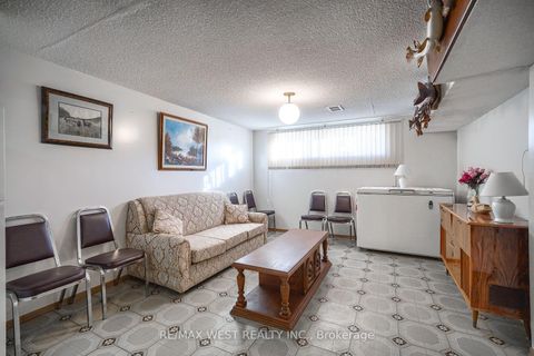 Photo 26 at 6 Dalrymple Drive, Smythe, Toronto