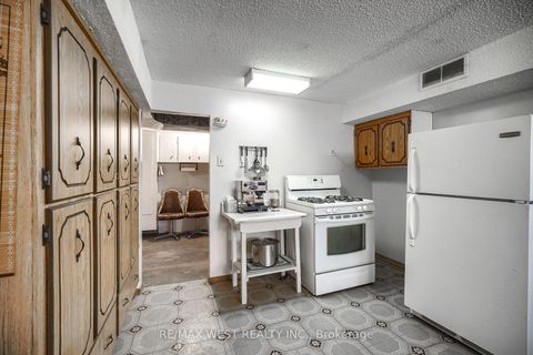 Photo 29 at 6 Dalrymple Drive, Smythe, Toronto