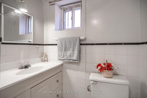 Photo 32 at 6 Dalrymple Drive, Smythe, Toronto