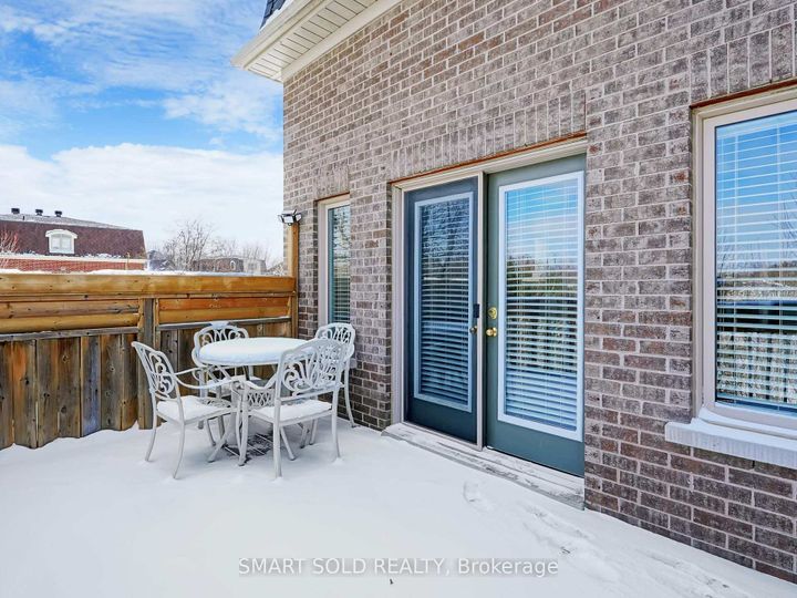 Photo 10 at 72 Headwater Crescent, Oak Ridges Lake Wilcox, Richmond Hill