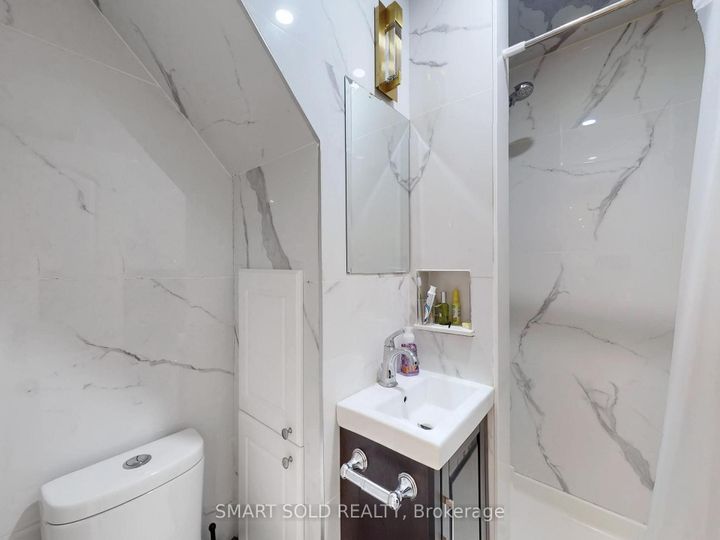 Photo 31 at 72 Headwater Crescent, Oak Ridges Lake Wilcox, Richmond Hill