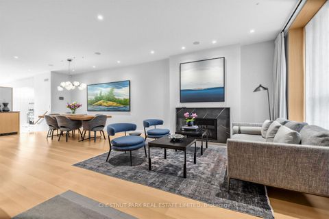 Photo 3 at 55 Farnham Avenue, St. Clair, Toronto