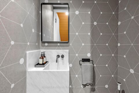 Photo 10 at 55 Farnham Avenue, St. Clair, Toronto