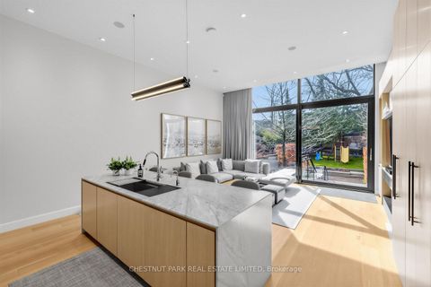 Photo 11 at 55 Farnham Avenue, St. Clair, Toronto