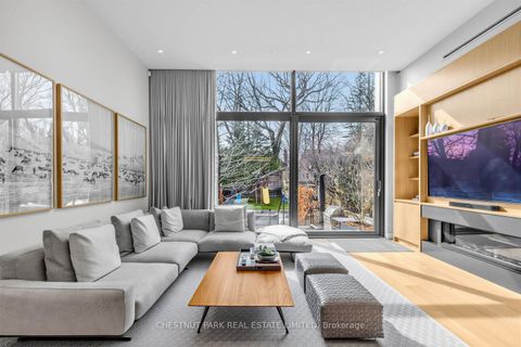 Photo 13 at 55 Farnham Avenue, St. Clair, Toronto