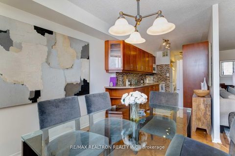 Photo 3 at 404 - 90 Ling Road, West Hill, Toronto