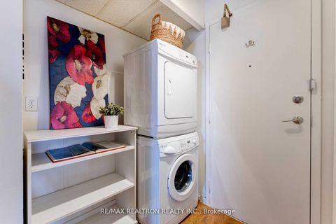 Photo 10 at 404 - 90 Ling Road, West Hill, Toronto