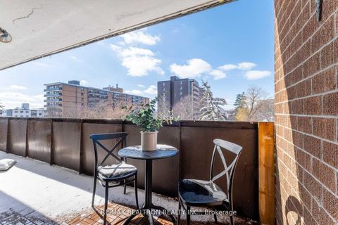 Photo 11 at 404 - 90 Ling Road, West Hill, Toronto