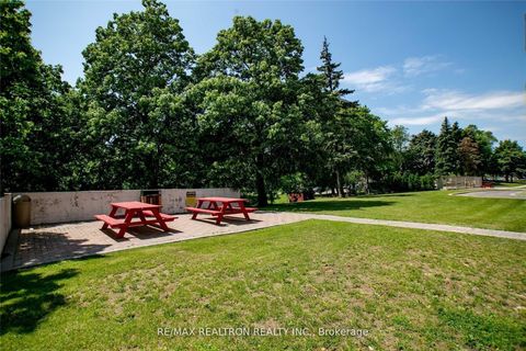 Photo 13 at 404 - 90 Ling Road, West Hill, Toronto