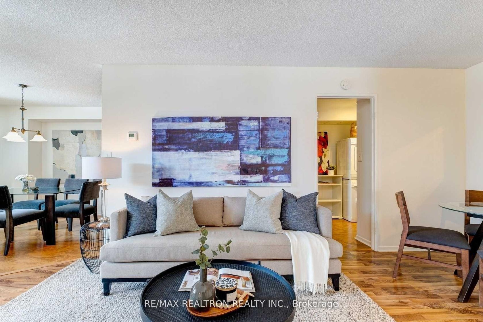 404 - 90 Ling Road, West Hill, Toronto by Loree Meneguzzi Real Estate 404 - 90 Ling Road, West Hill, Toronto