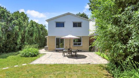 Photo 27 at 158 Holm Crescent, Willowbrook, Markham