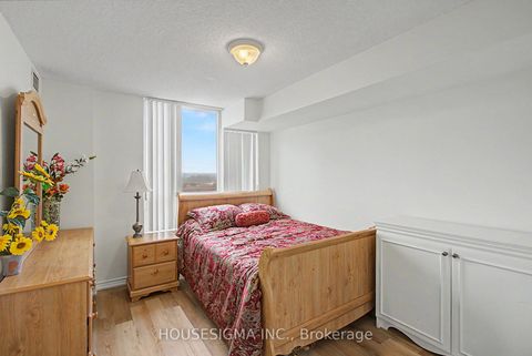 Photo 10 at 711 - 9 Northern Hts Drive, Langstaff, Richmond Hill