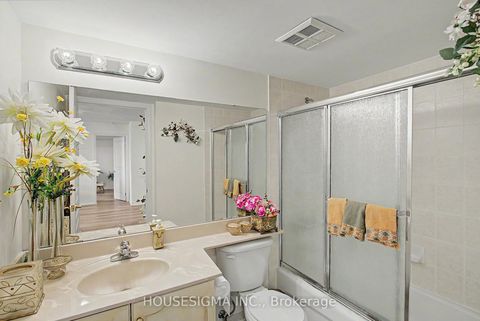 Photo 12 at 711 - 9 Northern Hts Drive, Langstaff, Richmond Hill