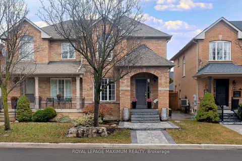Photo 1 at 33 La Neve Avenue, Sonoma Heights, Vaughan