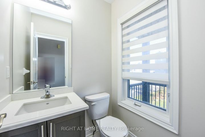 Photo 3 at 3 Prairie Creek Crescent, Bram West, Brampton