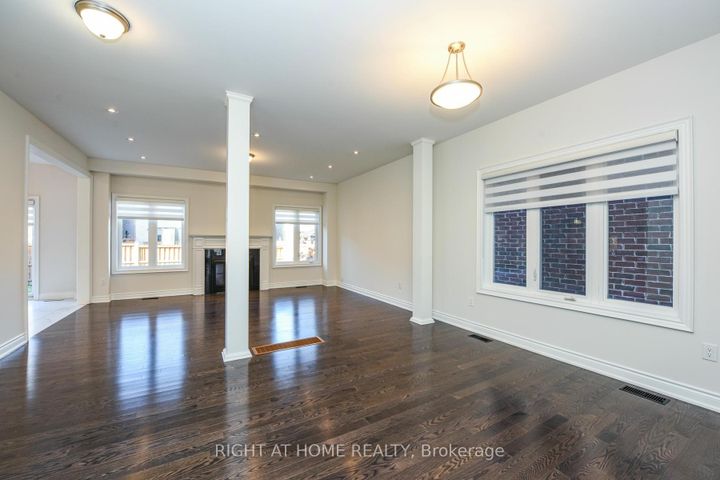 Photo 8 at 3 Prairie Creek Crescent, Bram West, Brampton